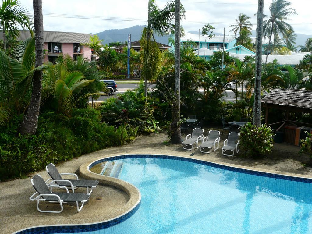Oasis Inn Apartments Cairns Exteriör bild