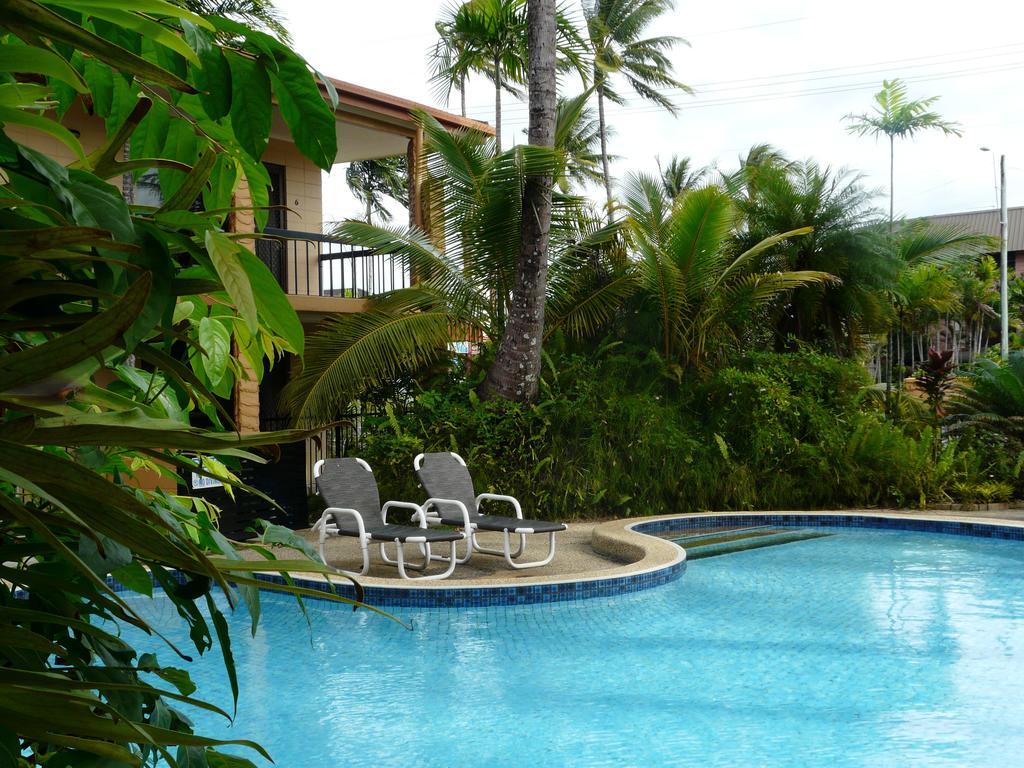 Oasis Inn Apartments Cairns Exteriör bild
