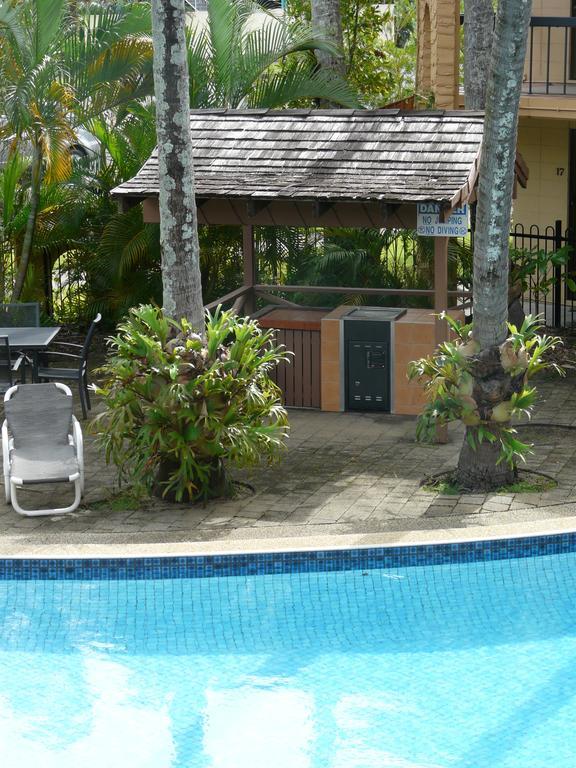 Oasis Inn Apartments Cairns Exteriör bild