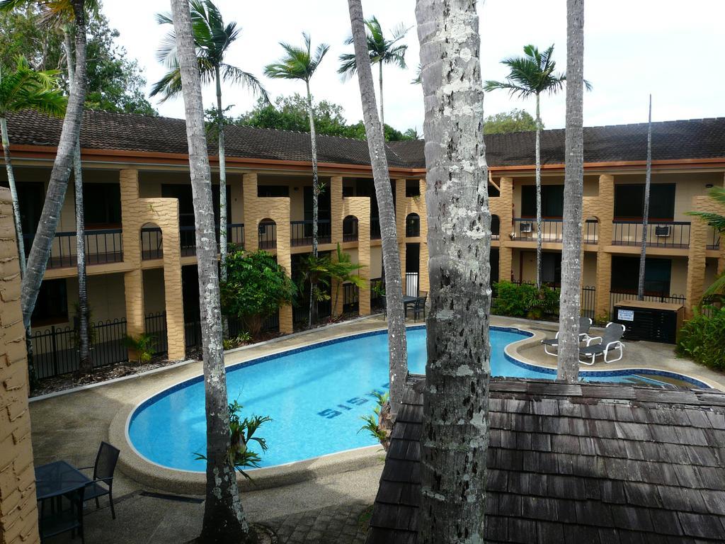 Oasis Inn Apartments Cairns Exteriör bild
