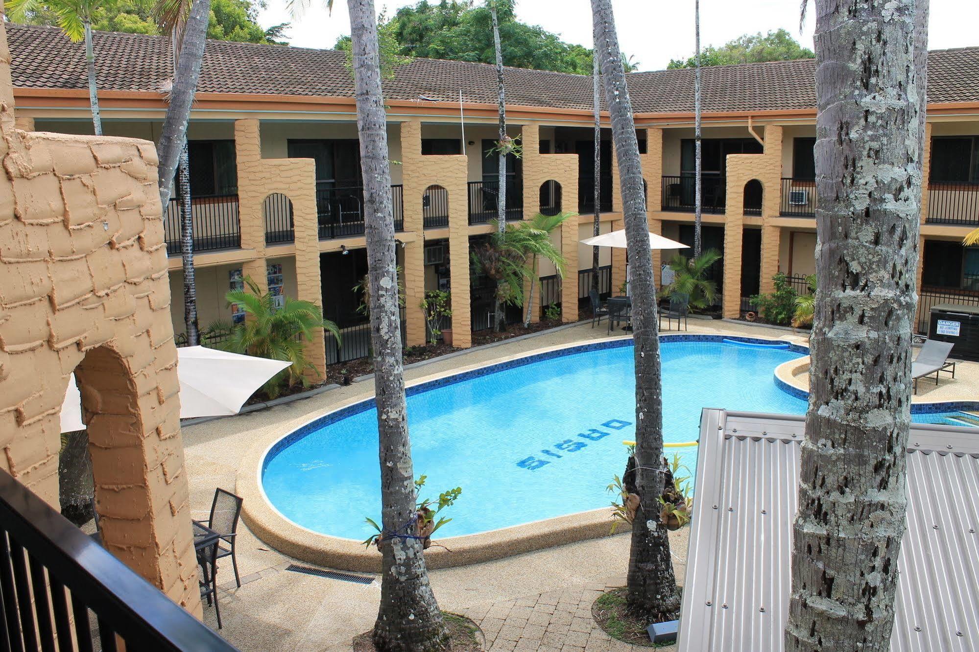 Oasis Inn Apartments Cairns Exteriör bild