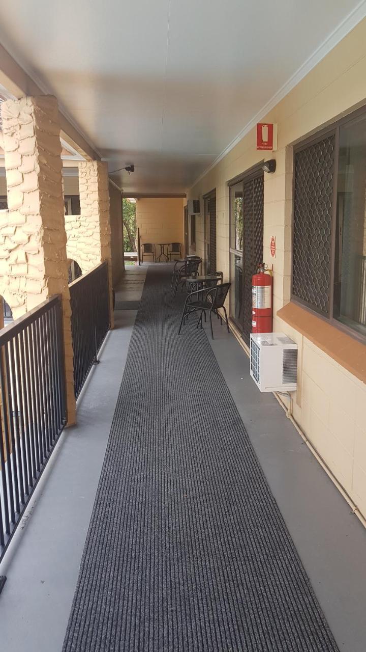 Oasis Inn Apartments Cairns Exteriör bild