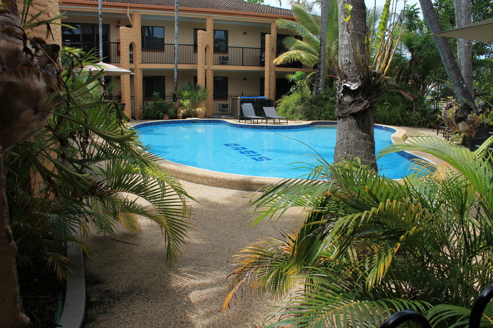 Oasis Inn Apartments Cairns Exteriör bild